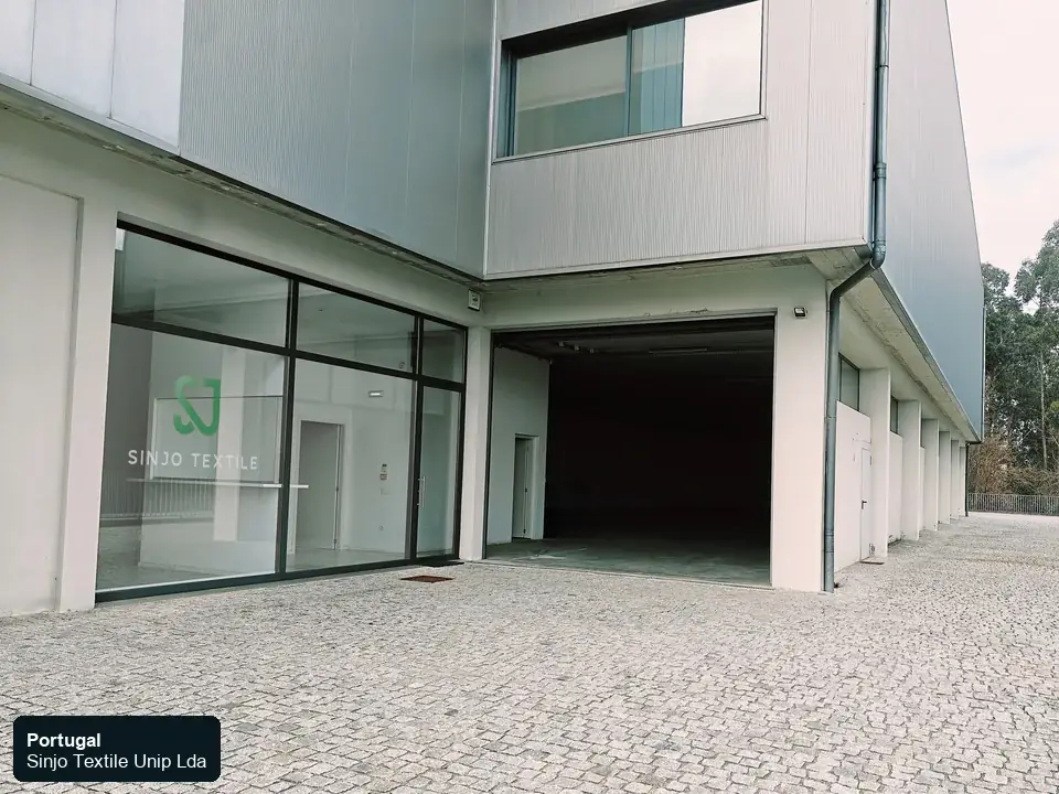 Exterior of the Sinjo Textile Portugal warehouse